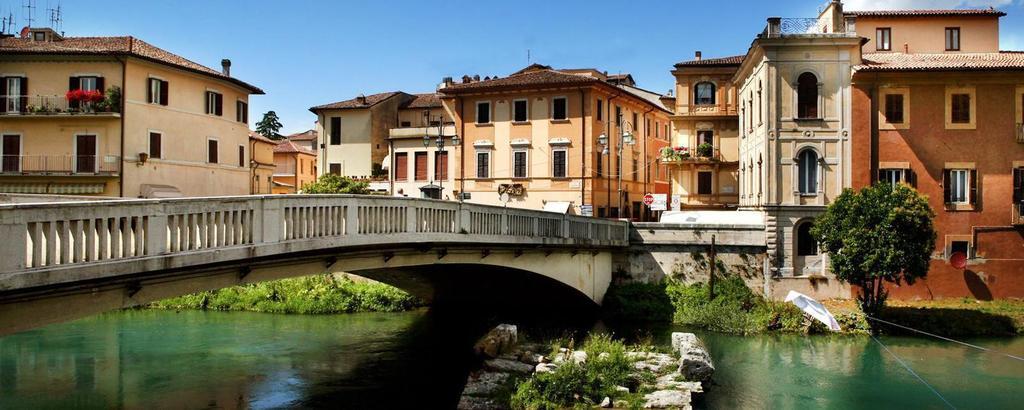 L'Angelo Pellegrino Miniappartamenti Rieti Chambre photo