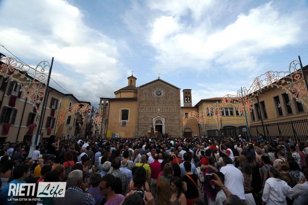 L'Angelo Pellegrino Miniappartamenti Rieti Chambre photo